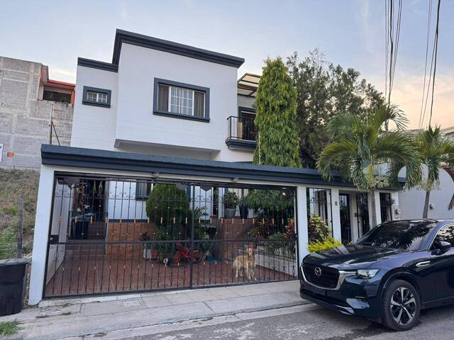 #62 - Casa para Venta en Tegucigalpa - Distrito Central  - 1